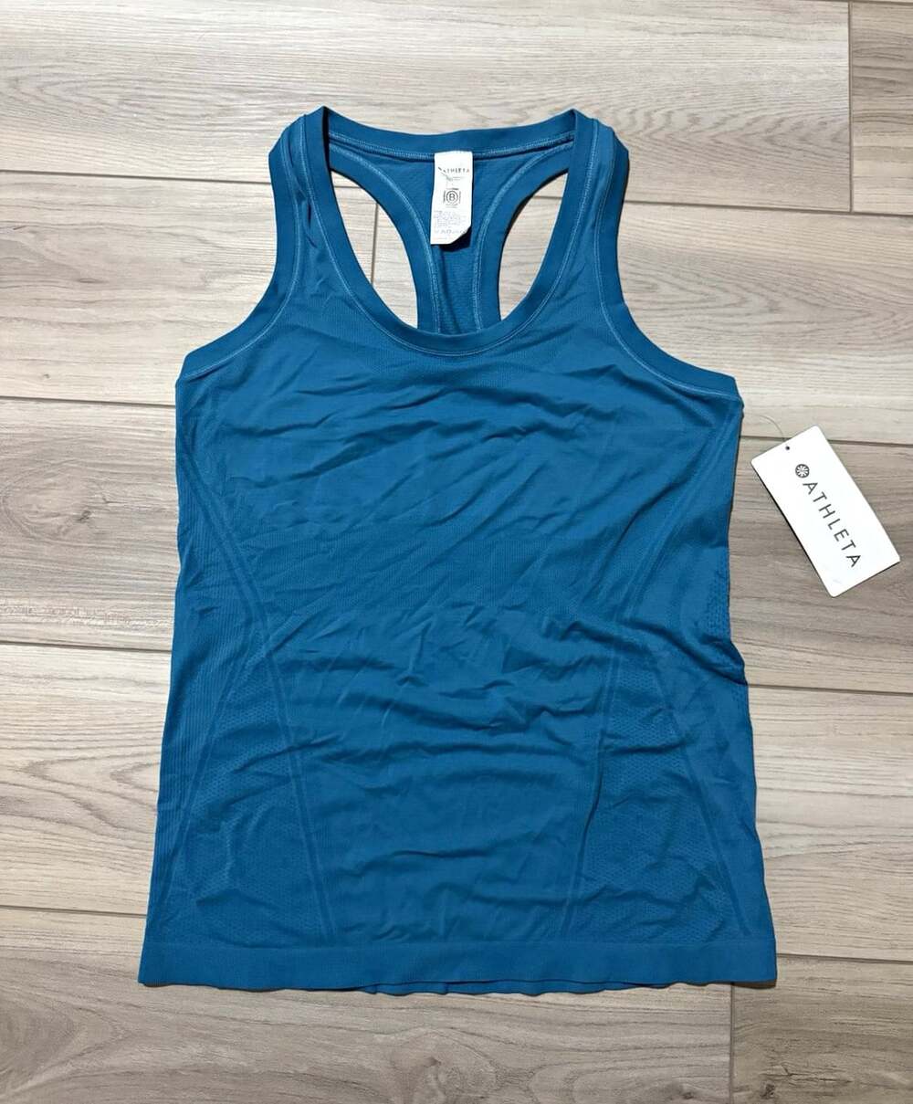 NWT Athleta Momentum Seamless Racerback Tank Teal Blue UPF 40+ Women's Size M